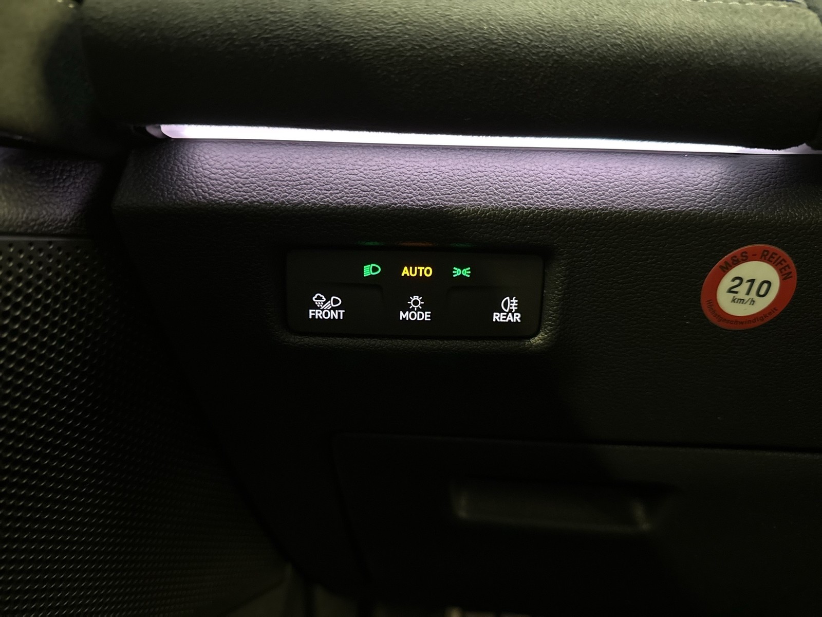 Volkswagen Tayron 2.0 R-LINE 4X4 LEDER STANDHZ. AHK CAM ACC