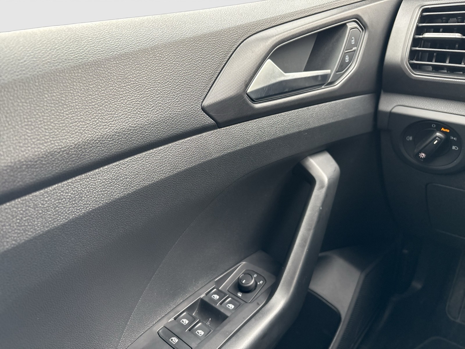 Volkswagen T-Cross 1.0 CARPLAY SITZHEIZUNG LED EINPARKHILFE