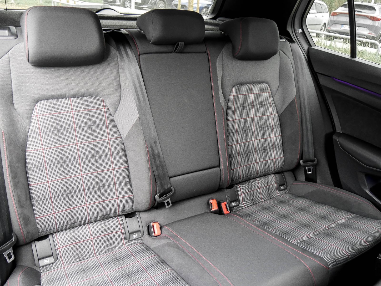 Volkswagen Golf VIII 2.0 GTI CAM ACC LM19 NAVI SITZHEIZUNG