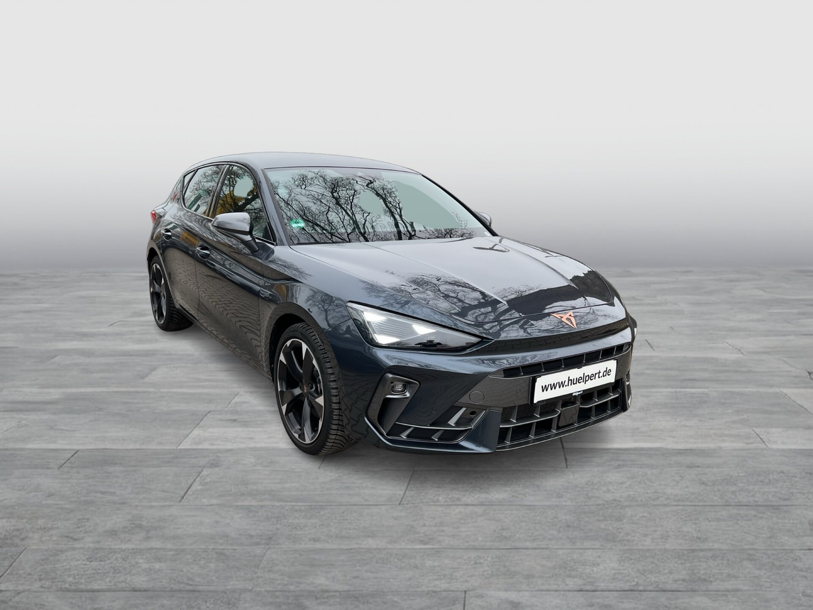 Cupra Leon 2.0 FACELIFT SENNHEISER CAM ACC LM18 NAVI