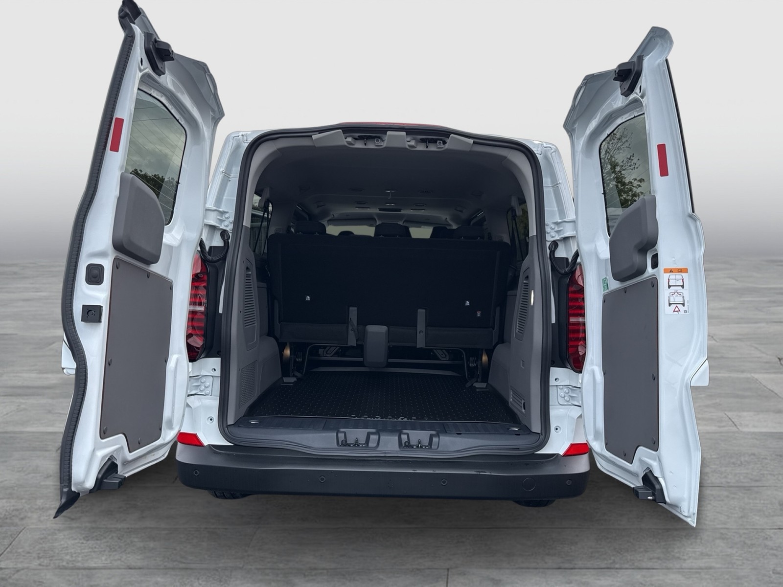 Volkswagen T7 Caravelle 2.0 LR NAVI CAM LED SITZHZG