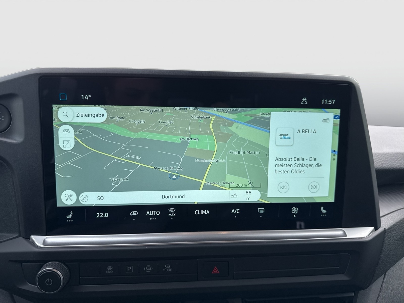 Volkswagen T7 Caravelle 2.0 LR NAVI CAM LED SITZHZG