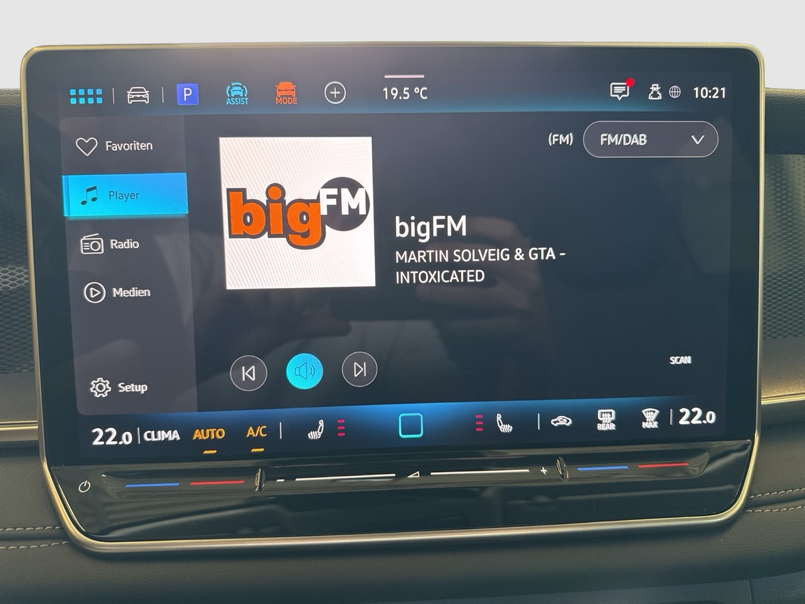 Volkswagen Tayron 1.5 eTSI LIFE AHK 360°CAM ACC LM18 NAVI
