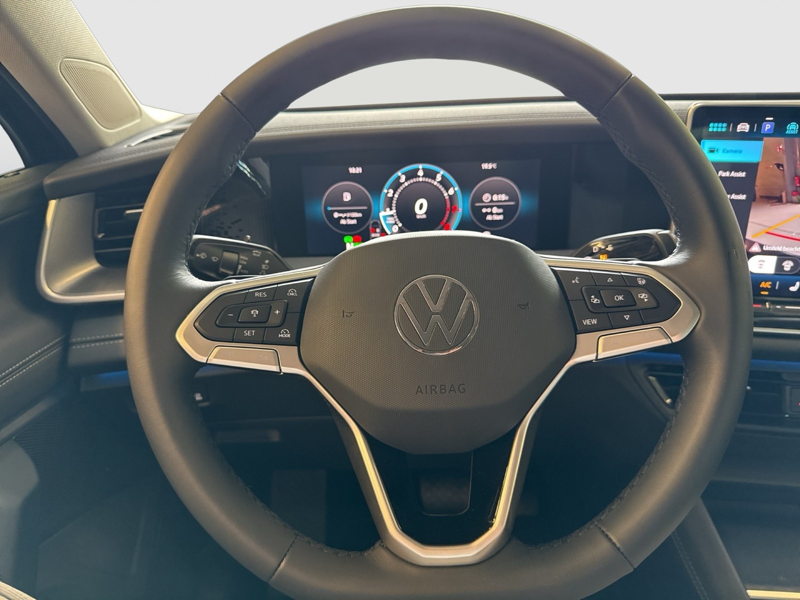 Volkswagen Tayron 1.5 eTSI LIFE AHK 360°CAM ACC LM18 NAVI