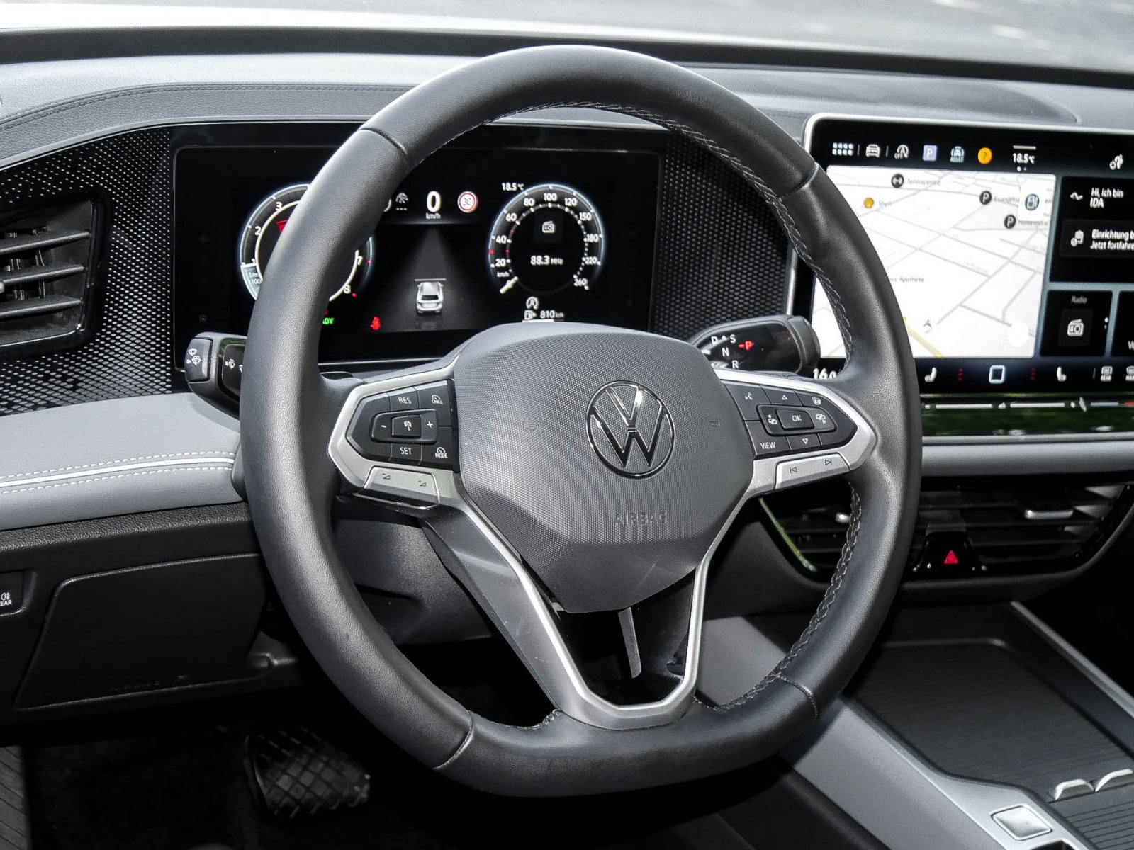 Volkswagen Passat Variant 1.5 eTSI BUSINESS NEUESMODELL AHK