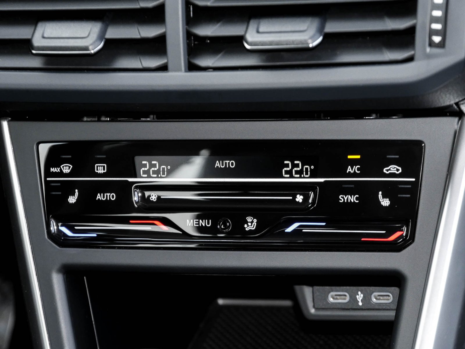 Volkswagen Taigo 1.0 LIFE ALU NAVI SITZHEIZUNG EINPARKHILFE
