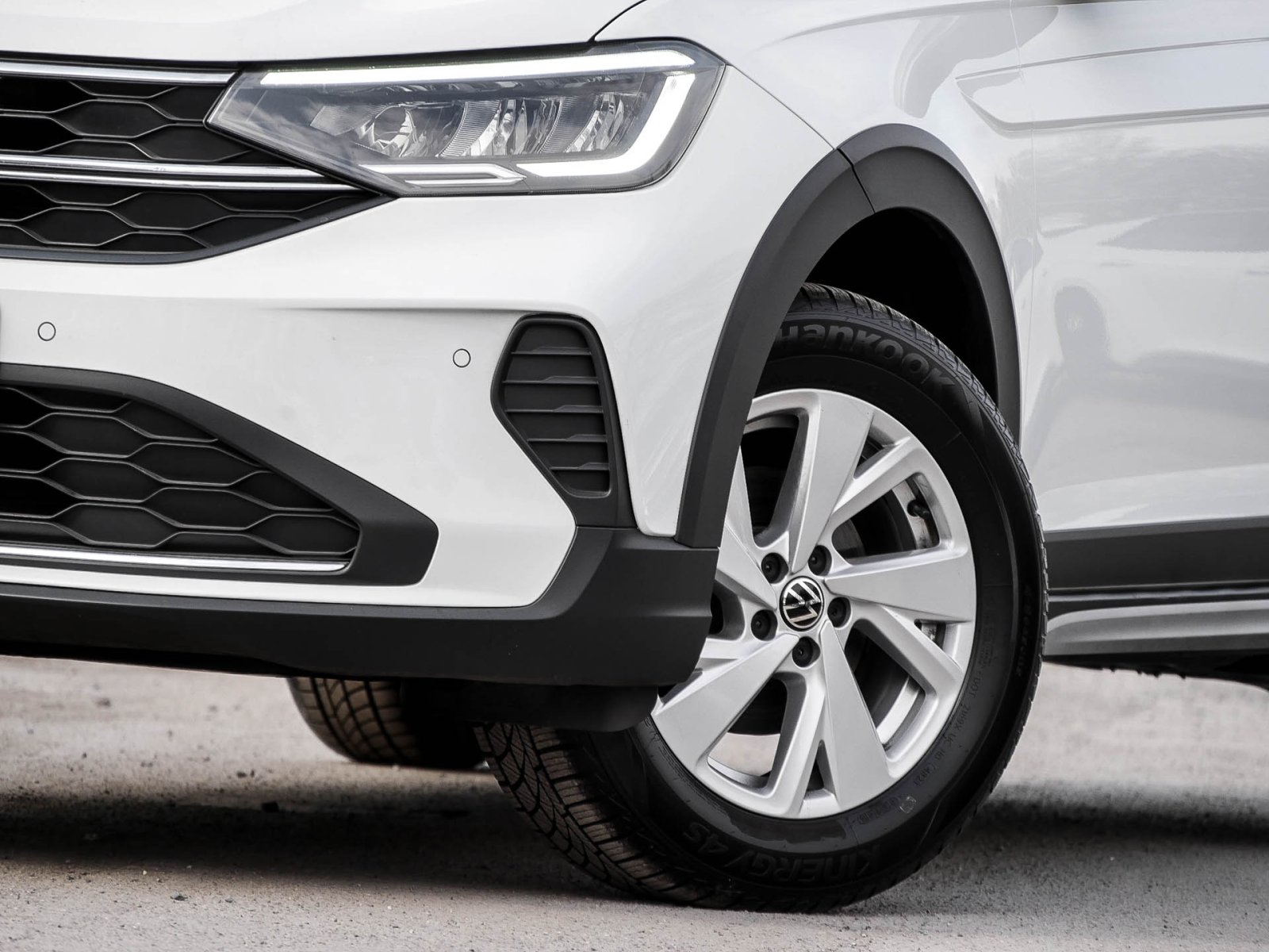 Volkswagen Taigo 1.0 LIFE ALU NAVI SITZHEIZUNG EINPARKHILFE