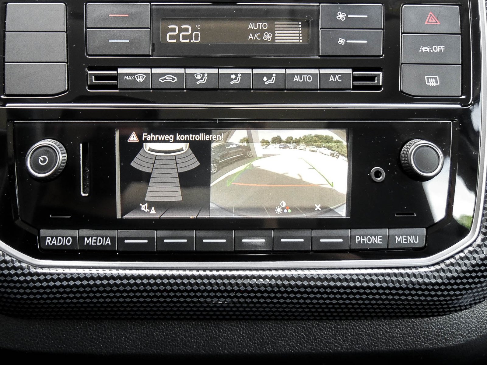 Volkswagen up! e-up! move up! 4TÜREN CAM ALU EINPARKHILFE DAB+