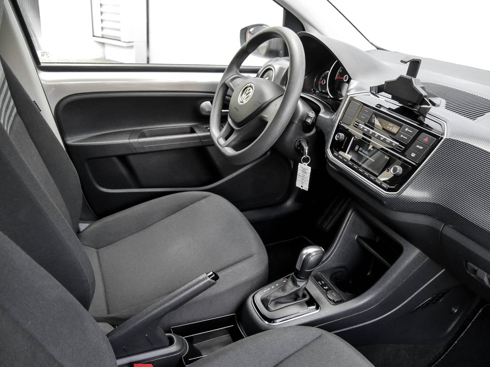 Volkswagen up! e-up! move up! 4TÜREN CAM ALU EINPARKHILFE DAB+