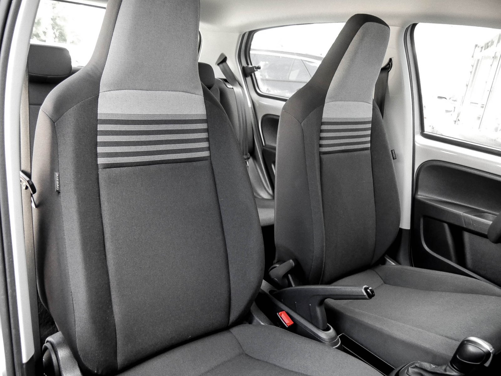 Volkswagen up! e-up! move up! 4TÜREN CAM ALU EINPARKHILFE DAB+