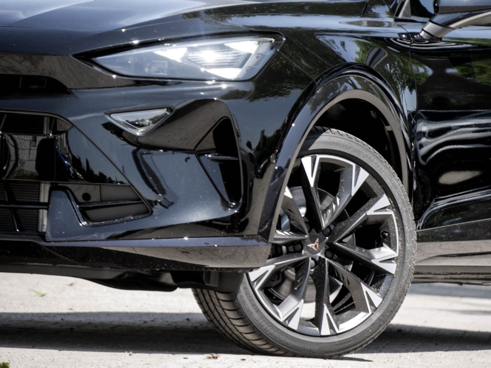 Cupra Formentor 2.0 VZ DSG AHK SENNH. NAV ACC EL.HECK