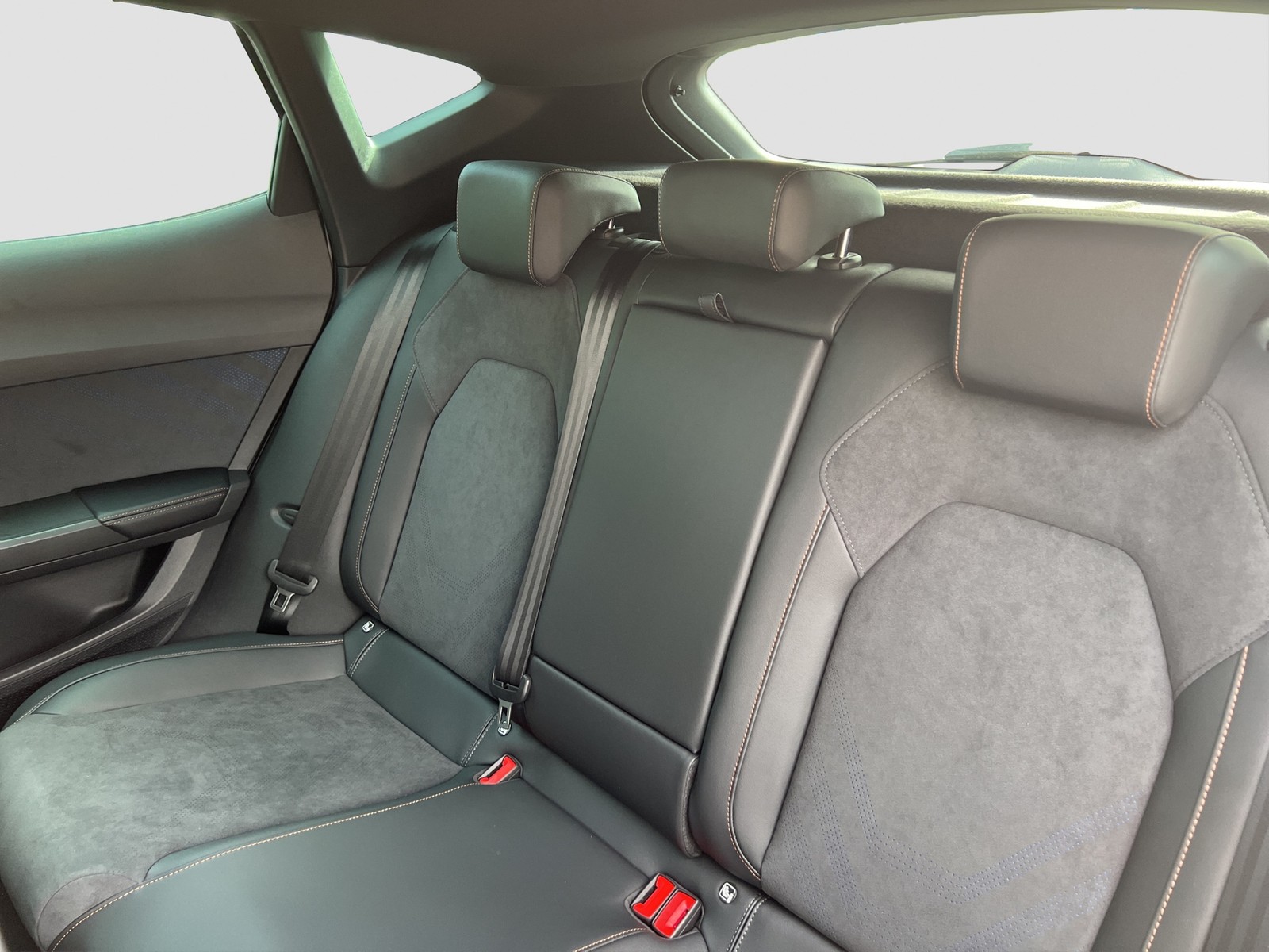 Cupra Formentor 2.0 VZ DSG AHK SENNHEISER NAVI 360CAM
