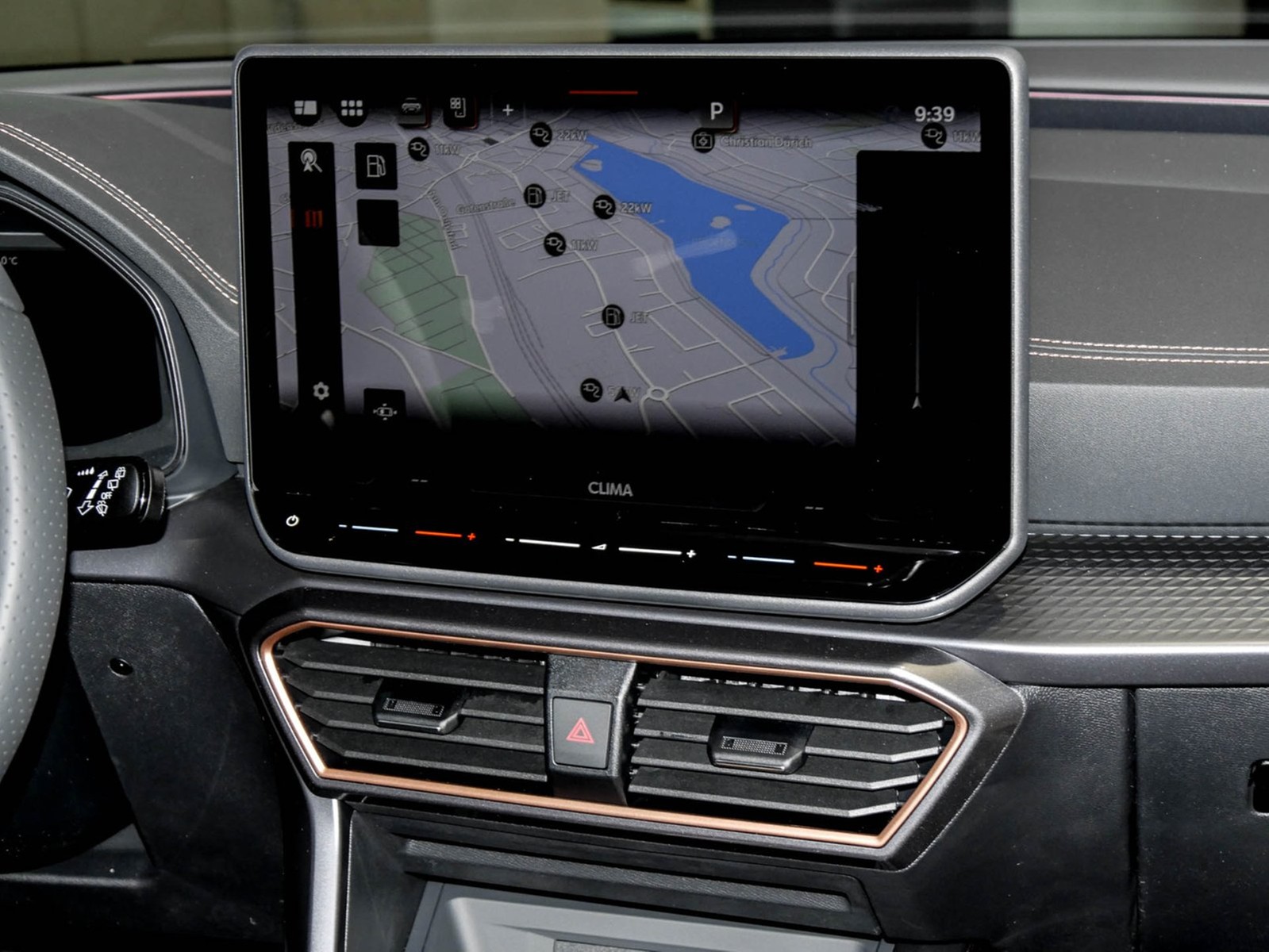 Cupra Leon 2.0 VZ DSG SENNH NAV CAM LENKRAD-&SITZHZG