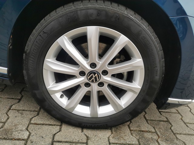 Volkswagen Passat Variant 2.0 ELEGANCE AHK KAMERA ALU17 NAVI