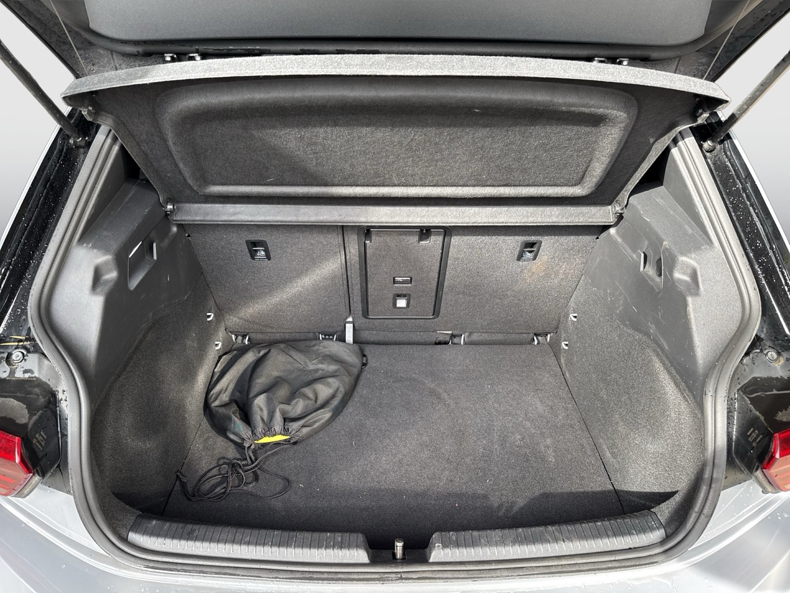 Volkswagen ID.3 Pro WÄRMEPUMPE CARPLAY KEYLESS-GO EINPARKH.