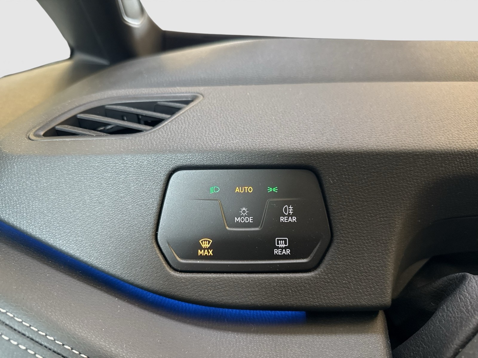 Volkswagen ID.3 Pro WÄRMEPUMPE CARPLAY KEYLESS-GO EINPARKH.