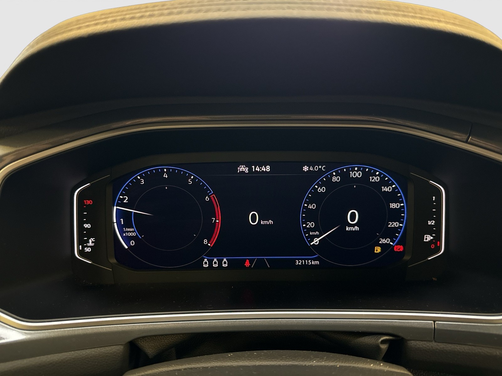 Volkswagen T-Roc 1.0 STYLE ACC LM17 LED+ CARPLAY SITZHEIZ.