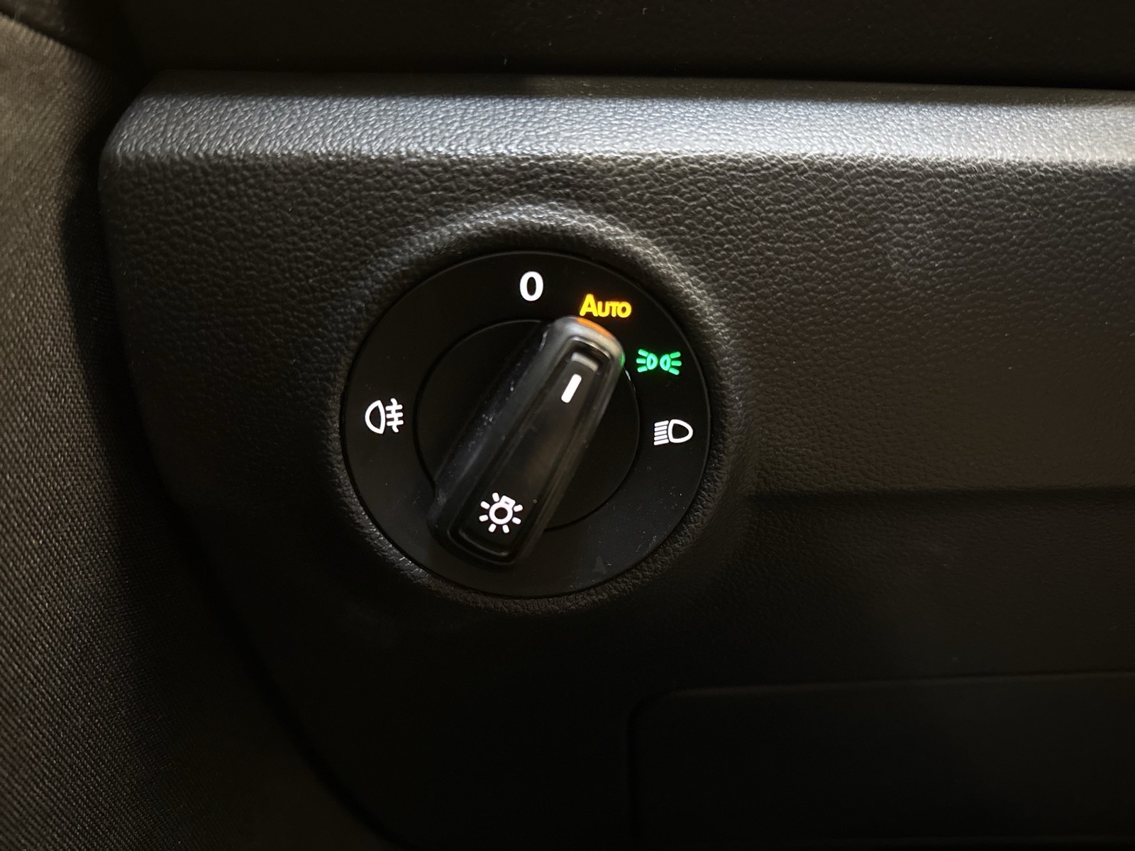 Volkswagen T-Roc 1.0 LIFE NAVI ALU CARPLAY SITZHEIZUNG LED