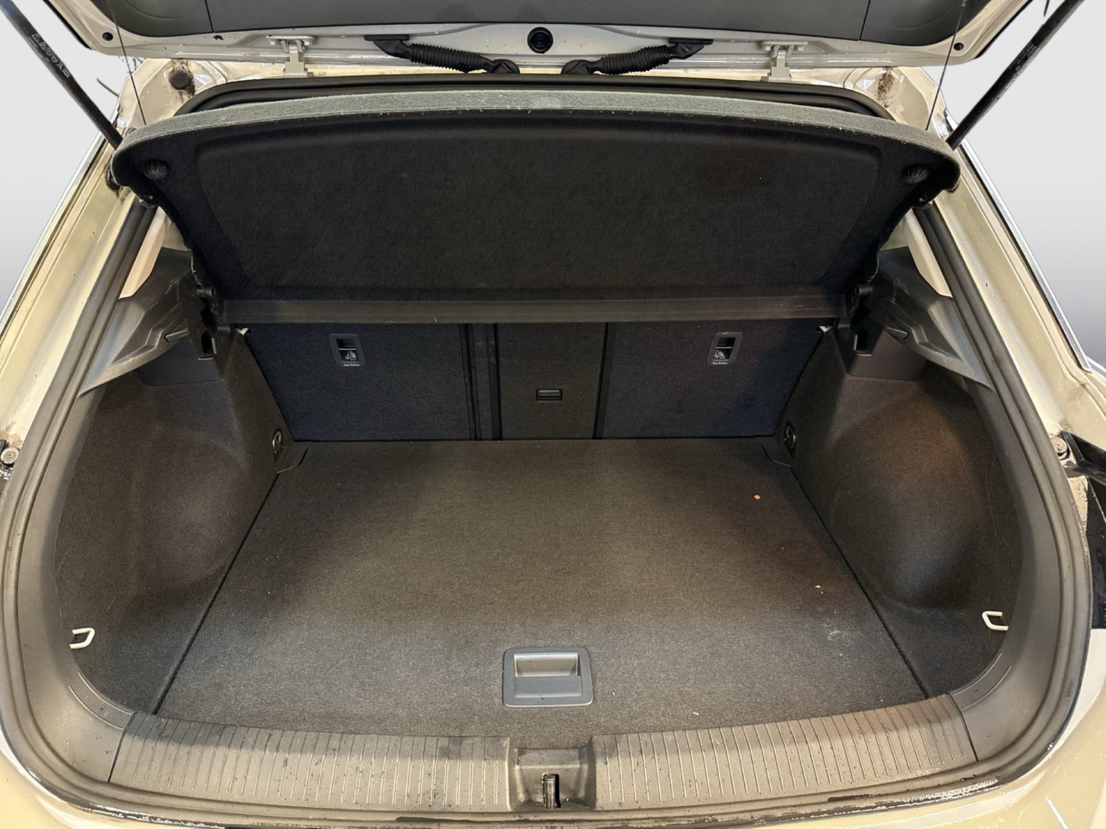 Volkswagen T-Roc 1.0 LIFE NAVI ALU CARPLAY SITZHEIZUNG LED