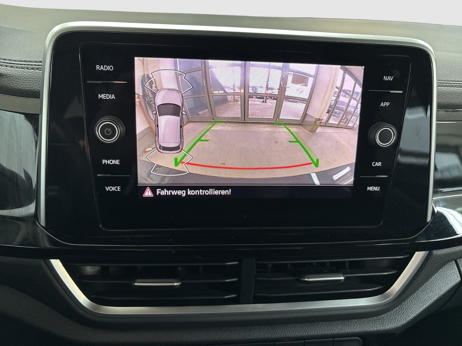 Volkswagen T-Roc 1.0 R-LINE CAM ACC NAVI LM17 LED+ CARPLAY