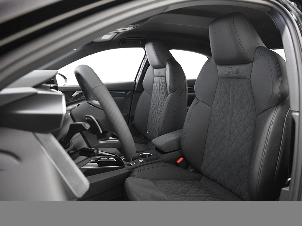 Audi RS3 Limousine RS-SPORTABGASANLAGE MATRIXLED LM19