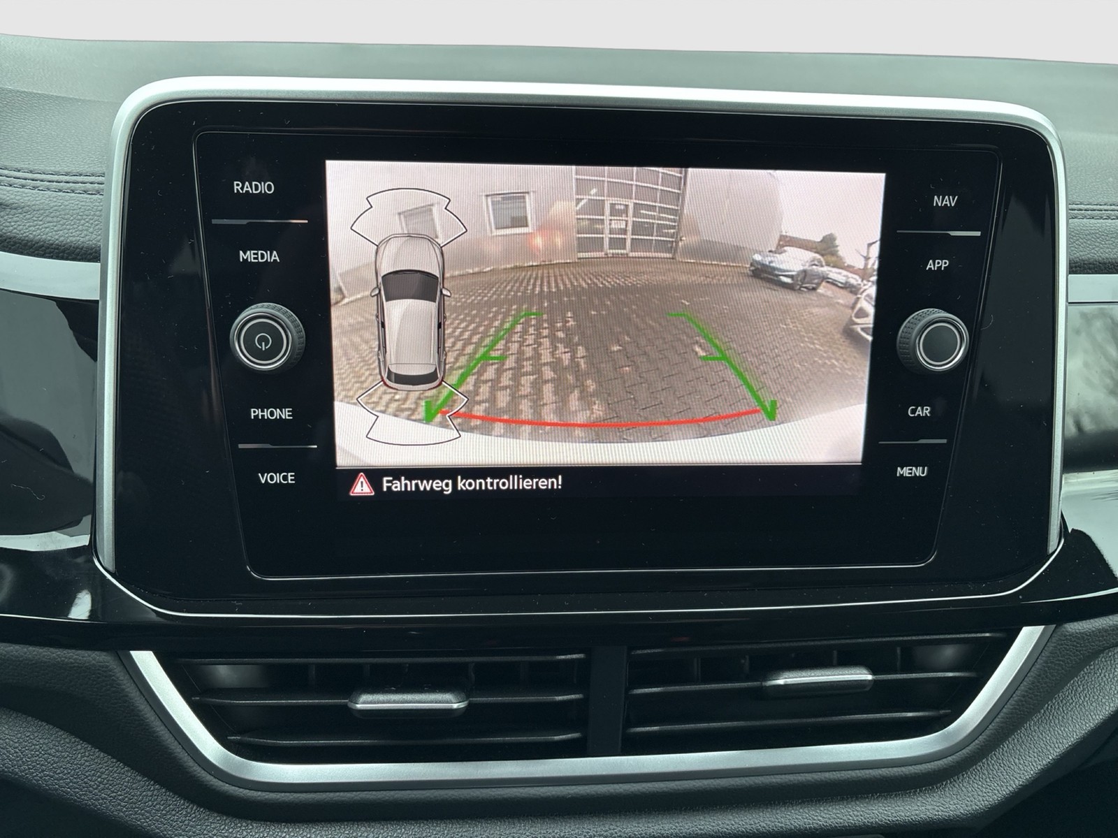Volkswagen T-Roc 1.0 R-LINE CAM ACC NAVI LM17 LED+ CARPLAY
