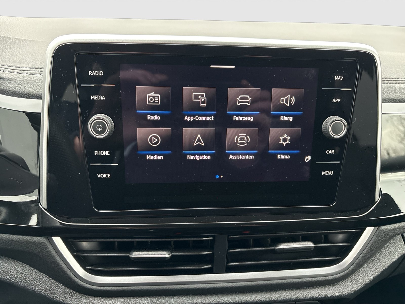 Volkswagen T-Roc 1.0 R-LINE CAM ACC NAVI LM17 LED+ CARPLAY