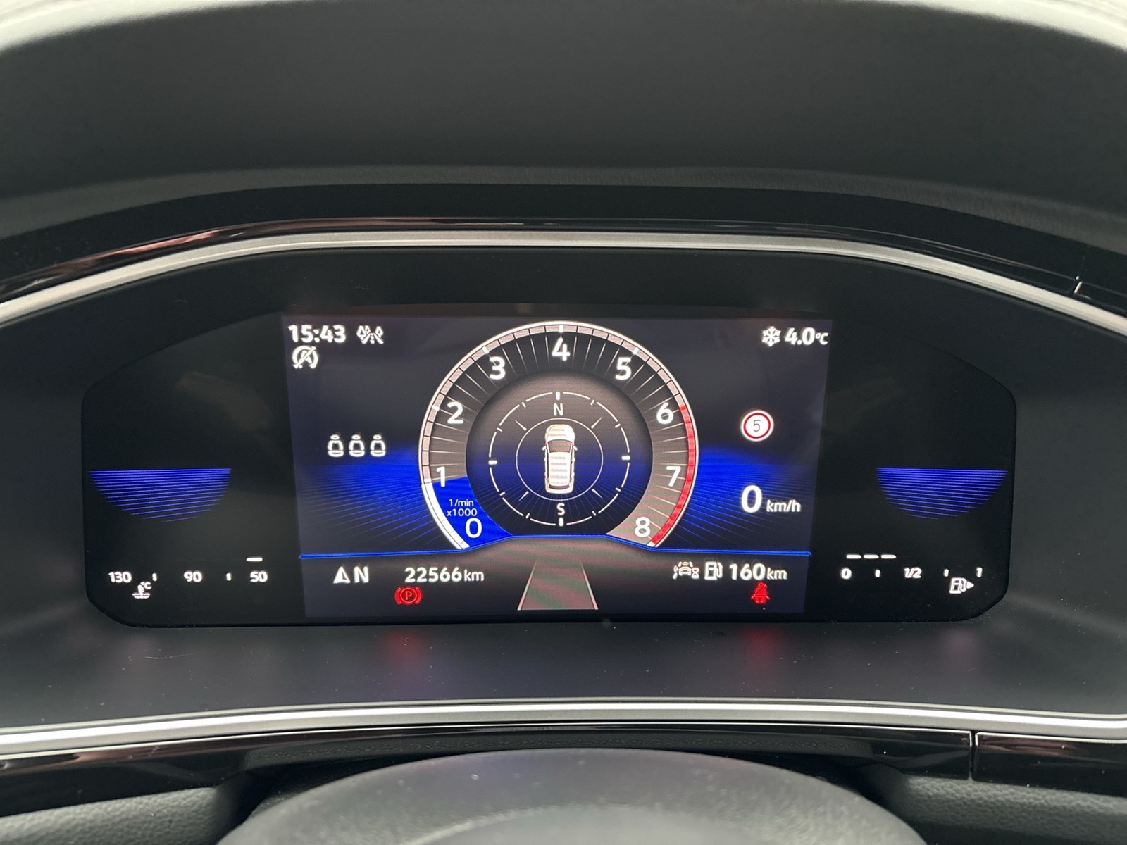 Volkswagen T-Roc 1.0 R-LINE CAM ACC NAVI LM17 LED+ CARPLAY