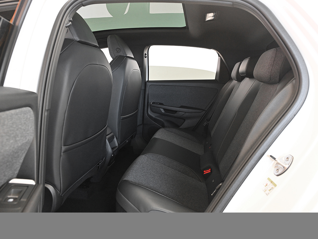 Volkswagen ID. Polo STYLE PANO AHK eSITZE NAVI LM19