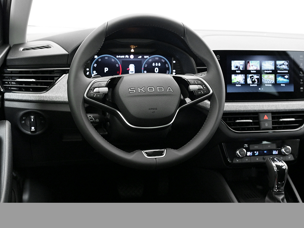 Skoda Kamiq 1.5 BALANCE DSG AHK NAVI eKLAPPE KEYLESS