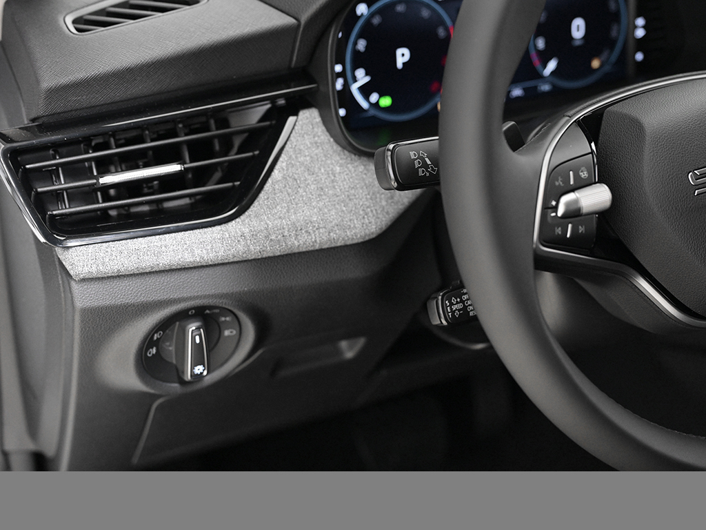 Skoda Kamiq 1.5 BALANCE DSG AHK NAVI eKLAPPE KEYLESS