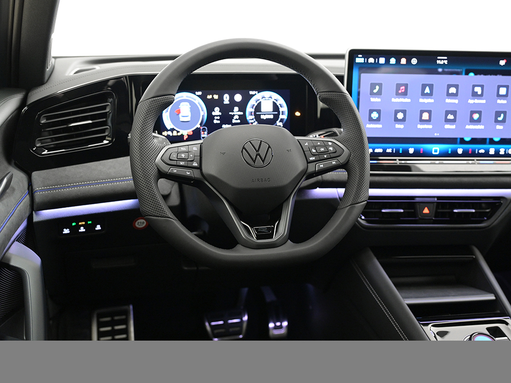 Volkswagen Tiguan 2.0 R-LINE 4MOTION DSG LEDER AHK LM20