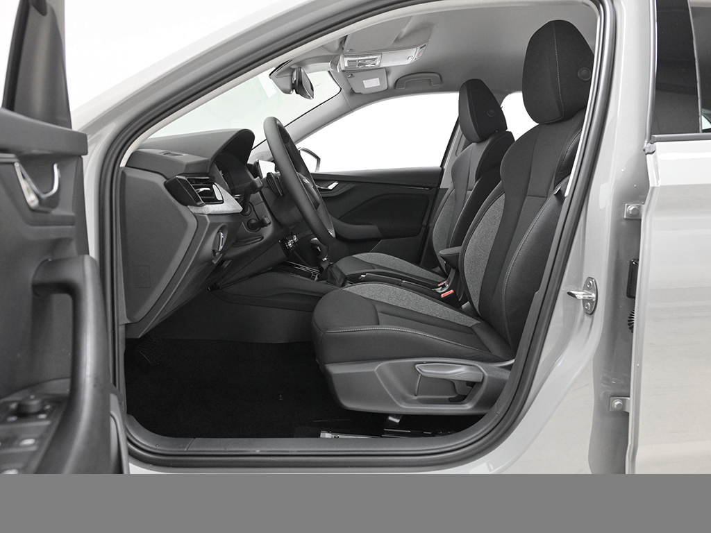 Skoda Scala 1.5 BALANCE DSG AHK NAVI KEYLESS CAM LM17