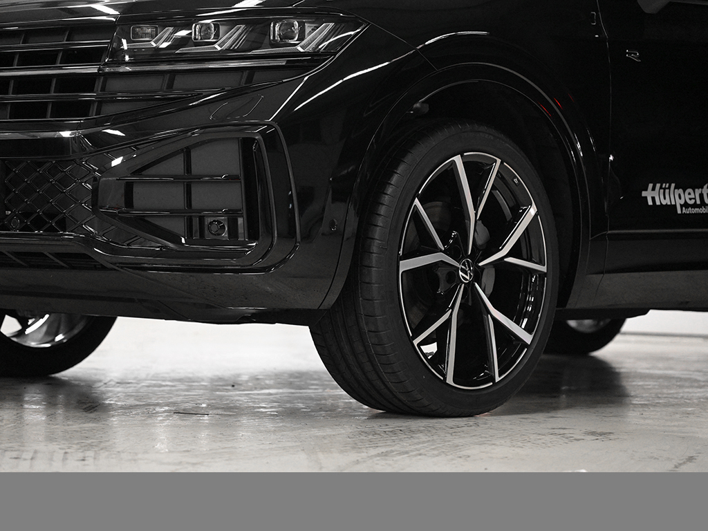 Volkswagen Touareg V6 R-LINE PANO DYNAUDIO BLACKSTYLE LM22