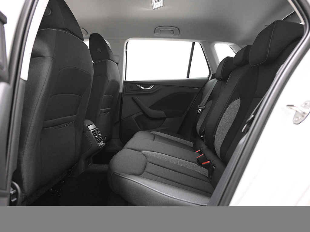 Skoda Kamiq 1.5 BALANCE DSG AHK eKLAPPE CAM KEYLESS