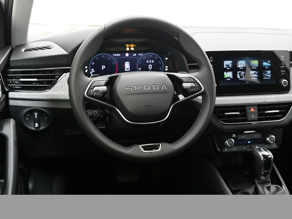 Skoda Kamiq 1.5 BALANCE DSG AHK eKLAPPE CAM KEYLESS