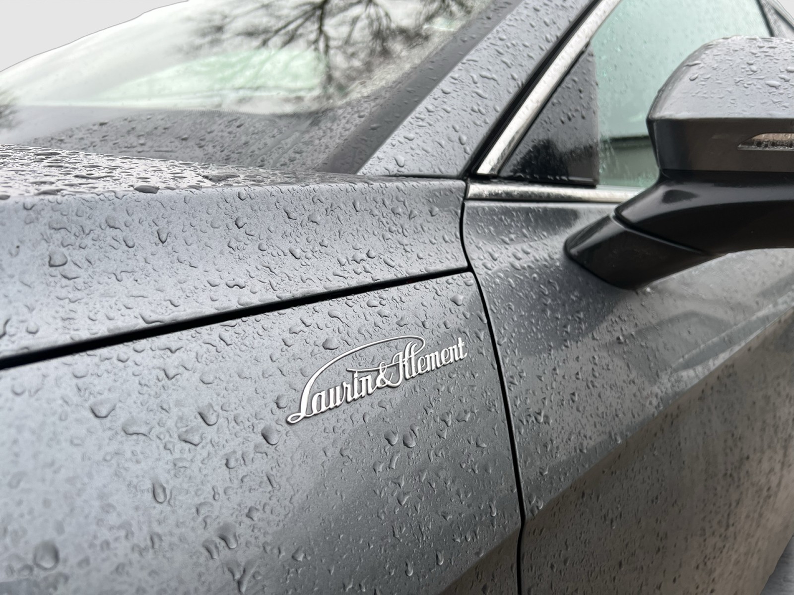 Skoda Superb Combi 2.0 L&K PANO CANTON AHK CAM ACC