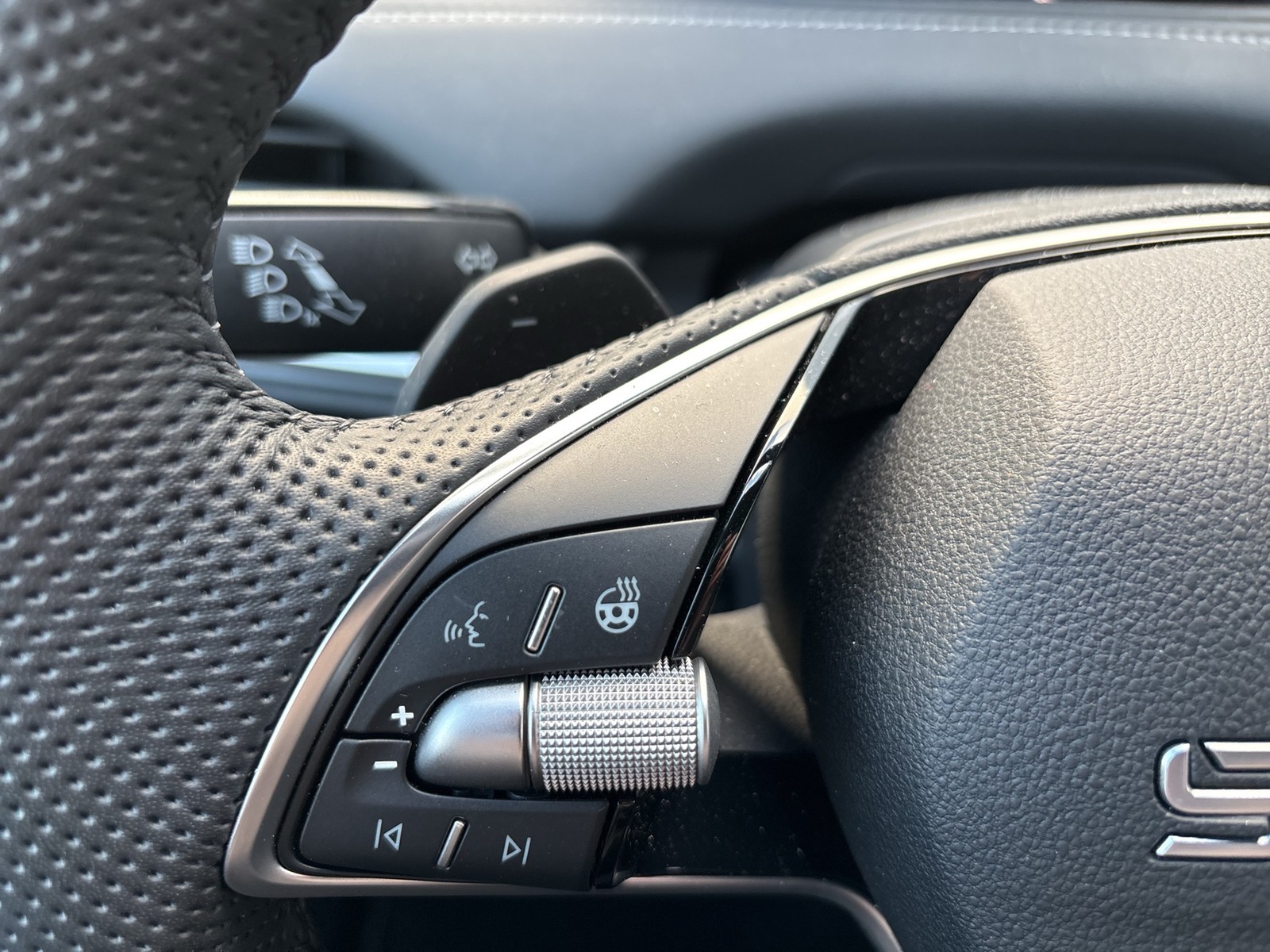 Skoda ENYAQ 85 SPORTLINE WÄRMEPUMPE PANO AHK HEAD-UP