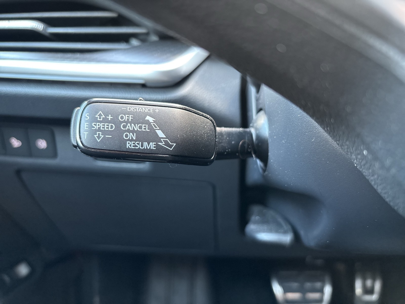 Skoda ENYAQ 85 SPORTLINE WÄRMEPUMPE PANO AHK HEAD-UP