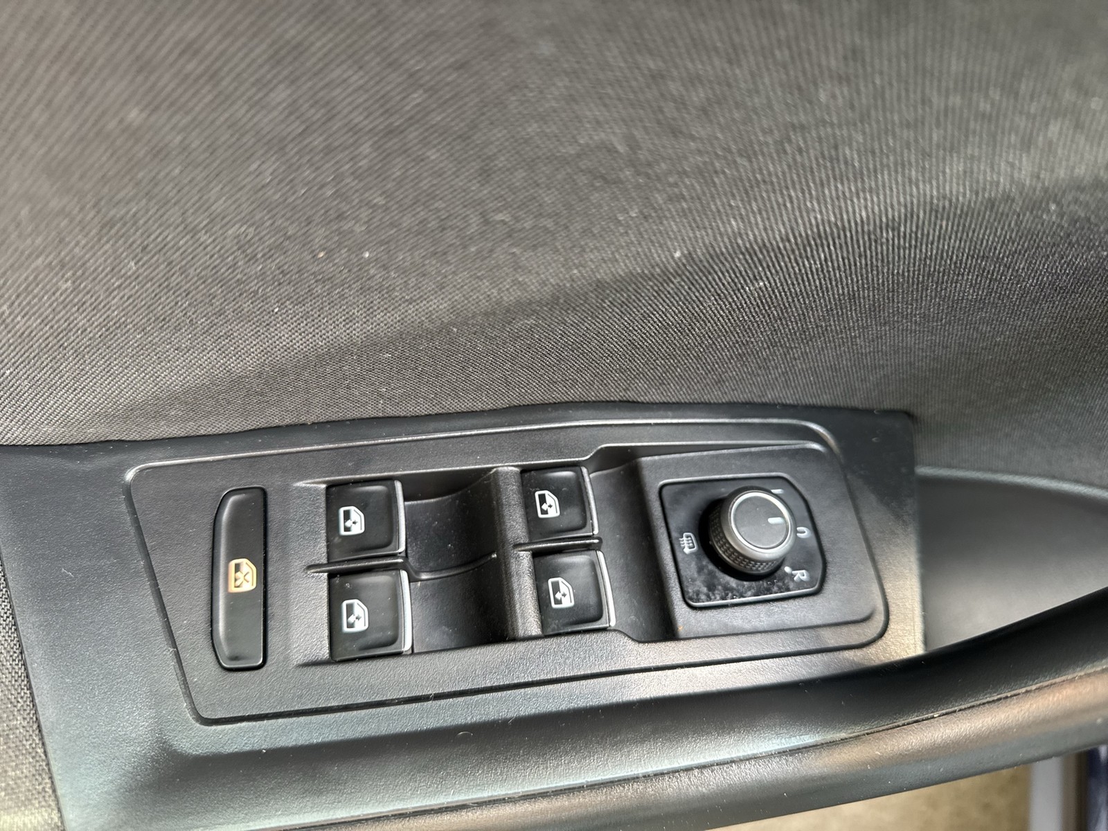 Volkswagen T-Roc 1.5 SPORT BLACK STYLE PANO KAMERA ALU18 NAVI