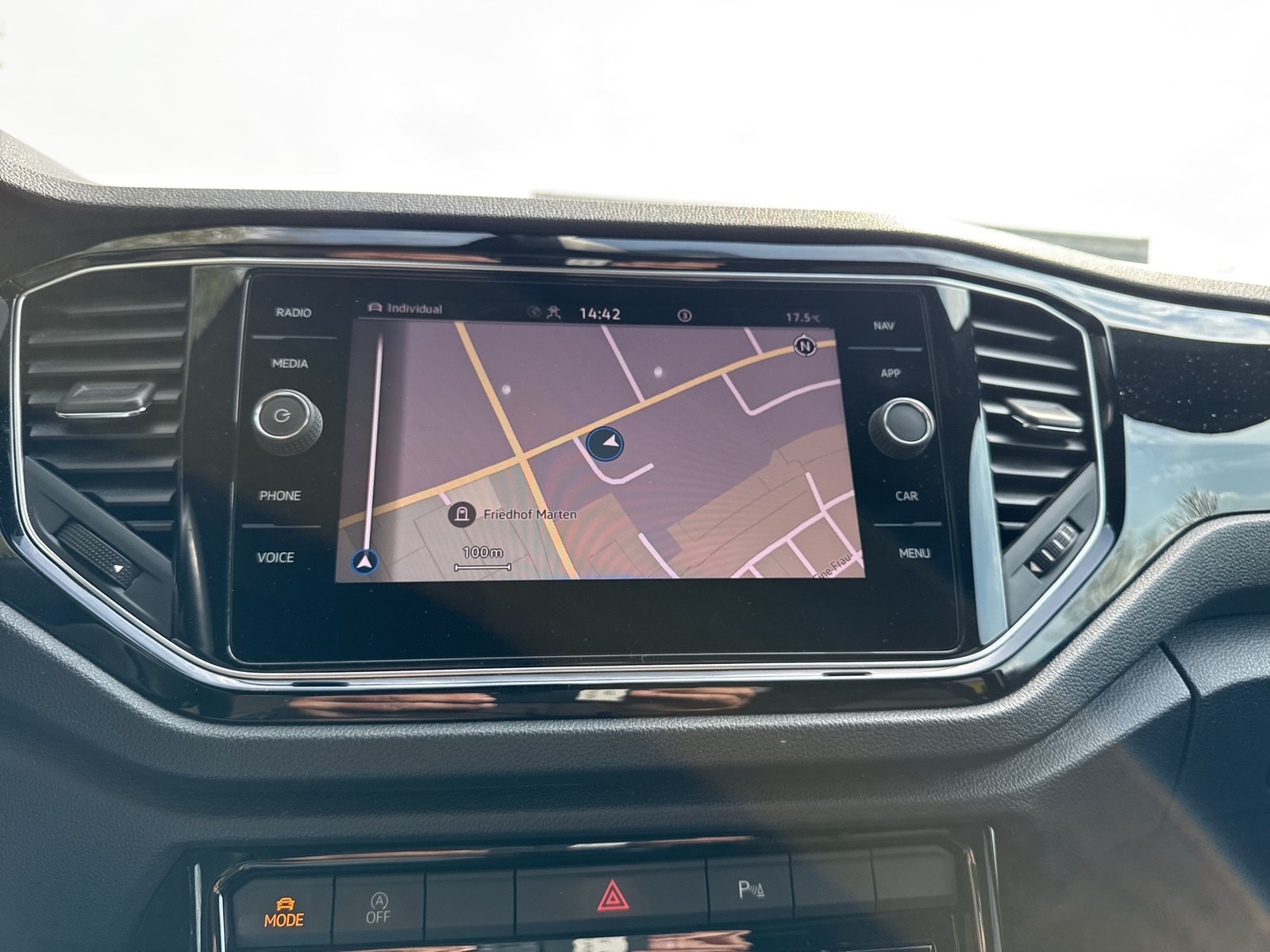 Volkswagen T-Roc 1.5 SPORT BLACK STYLE PANO KAMERA ALU18 NAVI