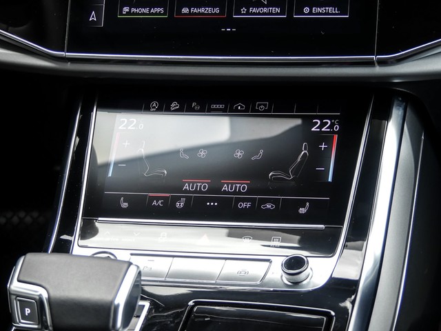 Audi Q8 55 Qu. LUFTFEDERUNG ACC LM20 eKLAPPE NAVI+