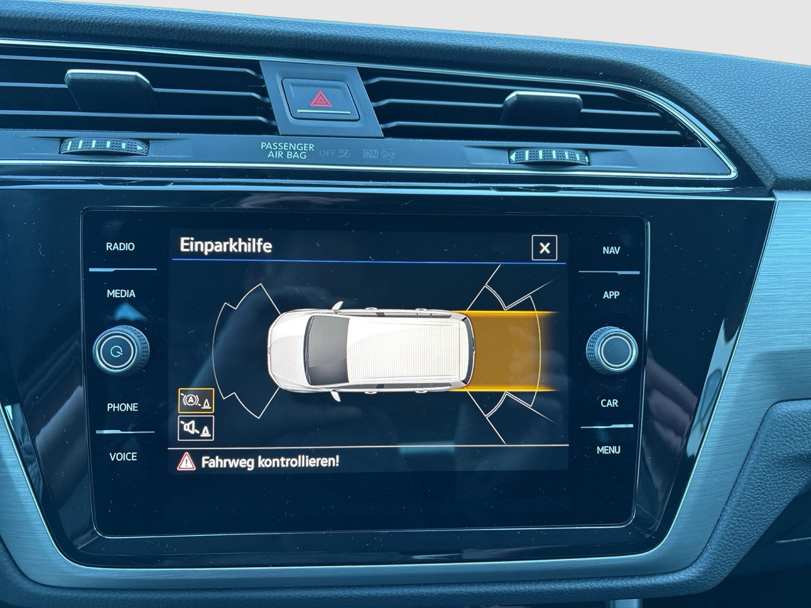 Volkswagen Touran 2.0 COMFORTLINE 7SITZER AHK STANDHEIZUNG