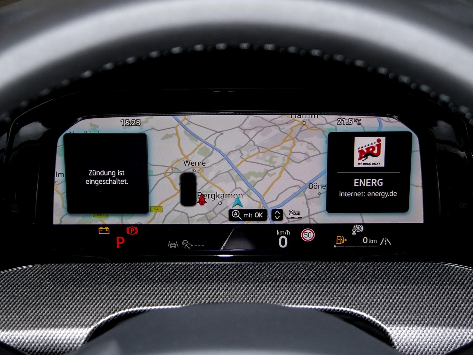 Volkswagen Golf 1.5 R-LINE DSG BLACKSTYLE MATRIXLED AHK