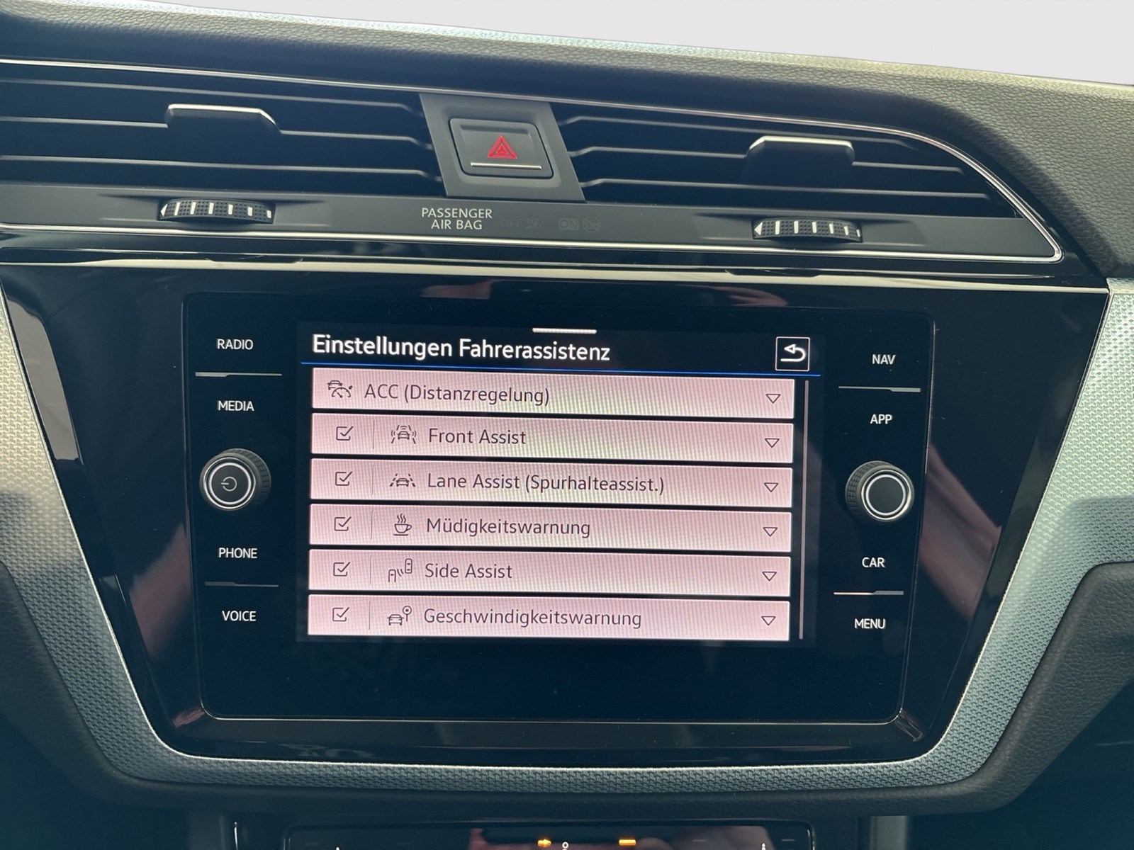 Volkswagen Touran 1.5 COMFORTLINE 7SITZER SITZHEIZUNG ACC