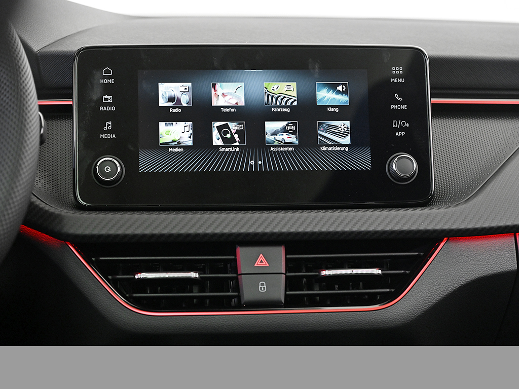 Skoda Kamiq 1.5 MONTE CARLO DSG AHK eKLAPPE CAM PANO