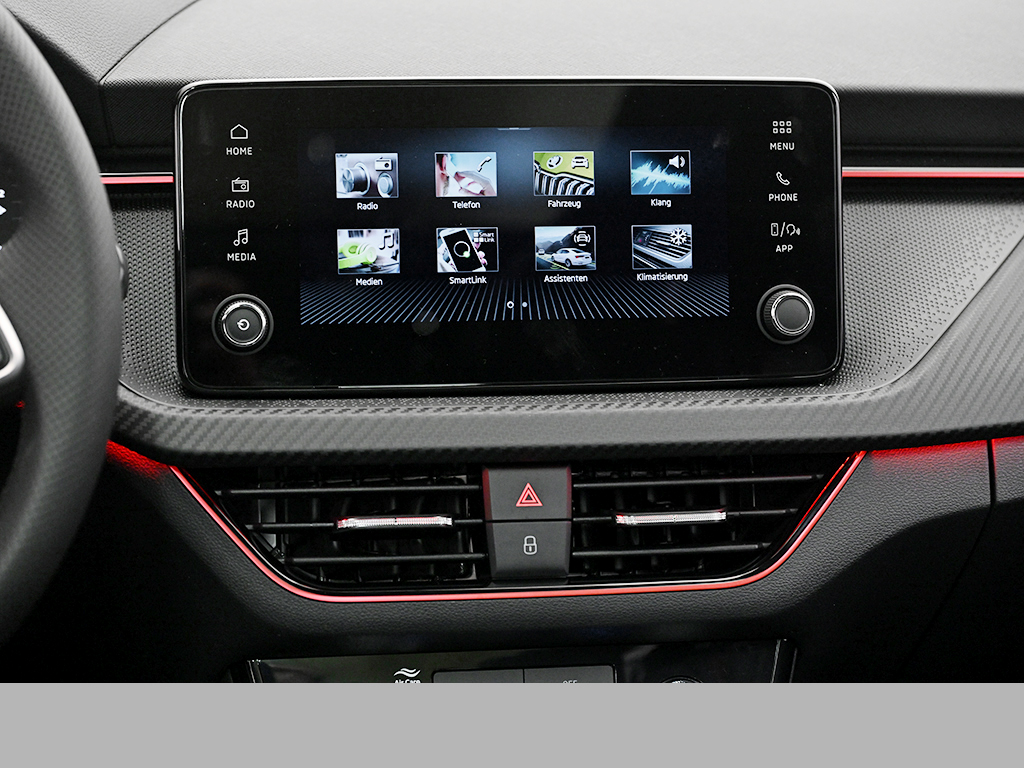 Skoda Kamiq 1.5 MONTE CARLO DSG AHK eKLAPPE CAM PANO