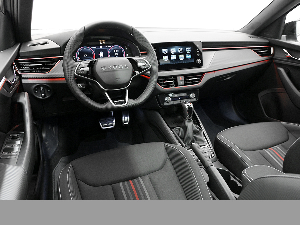 Skoda Kamiq 1.5 MONTE CARLO DSG AHK eKLAPPE CAM PANO