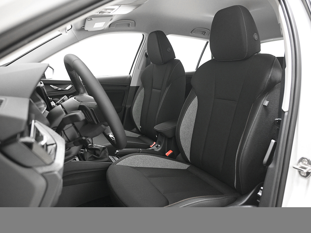 Skoda Kamiq 1.5TSI DSG Balance AHK ACC SMARTLINK RFK SHZ