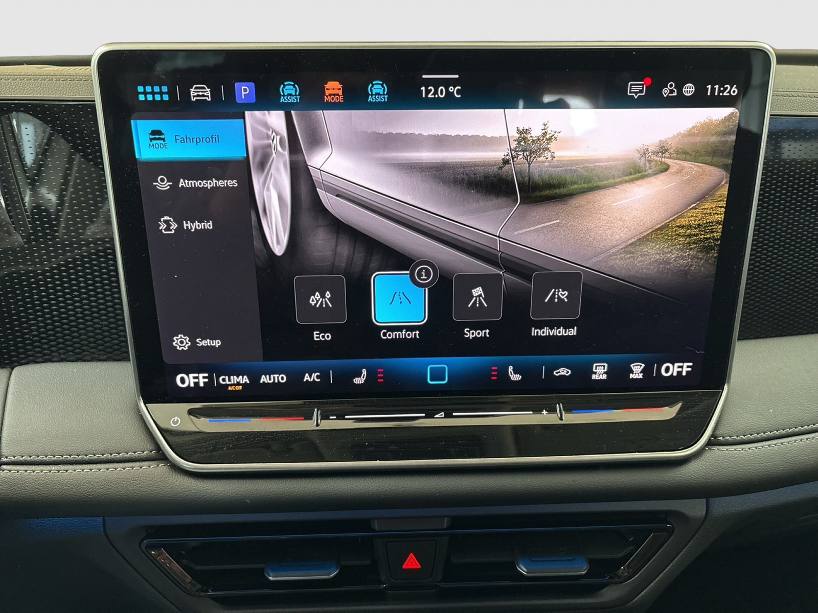 Volkswagen Tiguan 1.5 HYBRID LIFE NAVI AHK KAMERA ACC